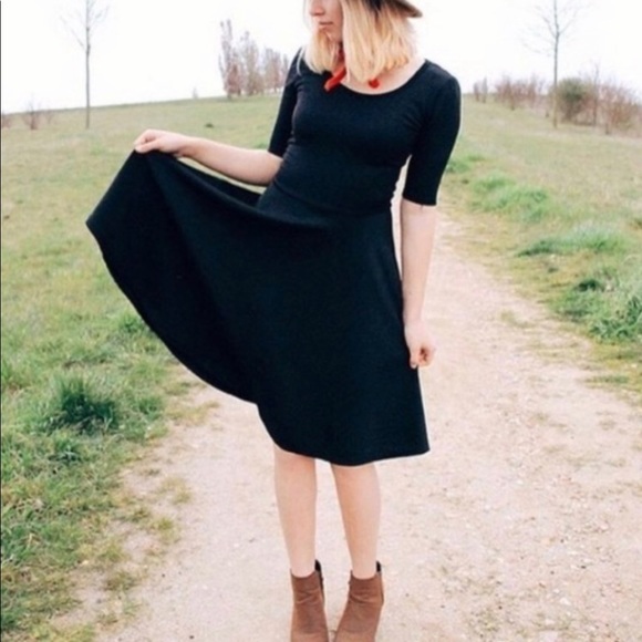 NWT✨ LuLaRoe Black Nicole Dress - Picture 2 of 9